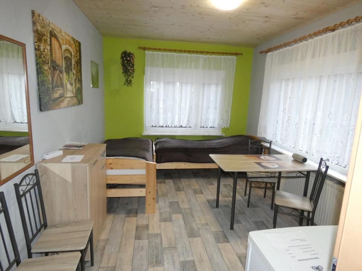 Radlerzimmer  Strasen Exterior foto